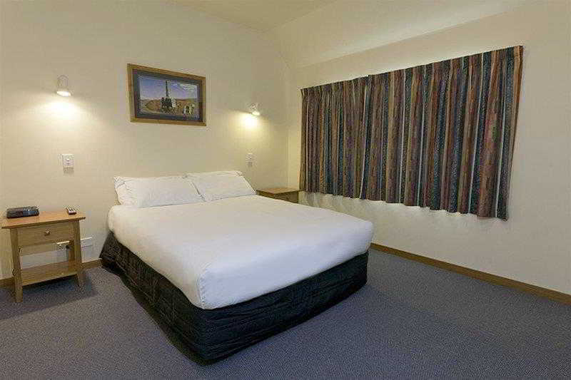 Asure Christchurch Classic Motel & Apartments Экстерьер фото