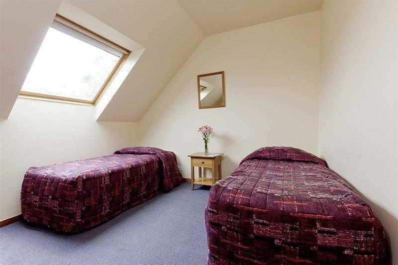 Asure Christchurch Classic Motel & Apartments Экстерьер фото