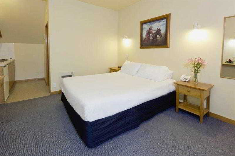 Asure Christchurch Classic Motel & Apartments Экстерьер фото