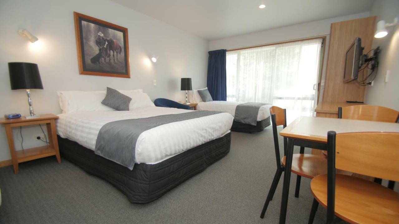 Asure Christchurch Classic Motel & Apartments Экстерьер фото